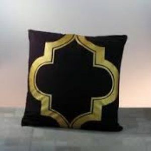 New-Marrakech Throw Pillow